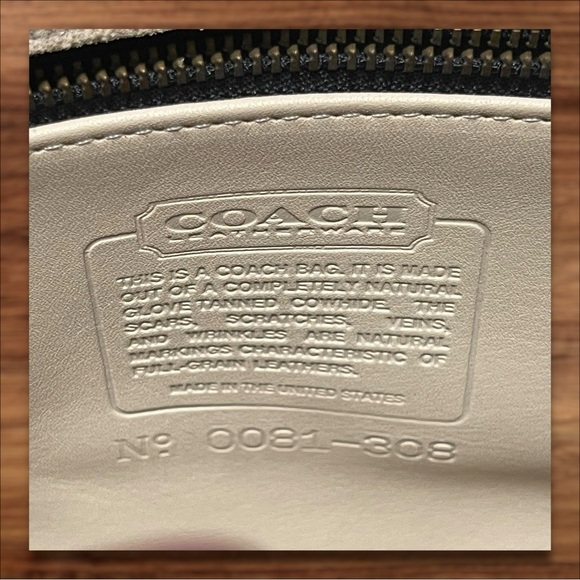 COACH Vintage Devon Shoulder Bag - Bone Glove-tanned Leather - LIKE NEW - Rare - Picture 3 of 14